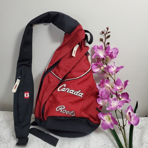 Roots Other - Canada Roots Sling Bag